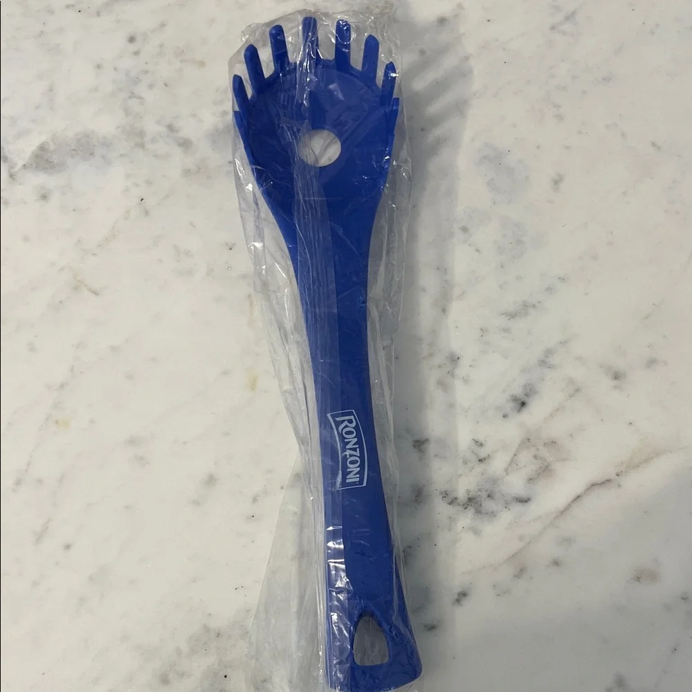 Ronzoni Blue Pasta Server